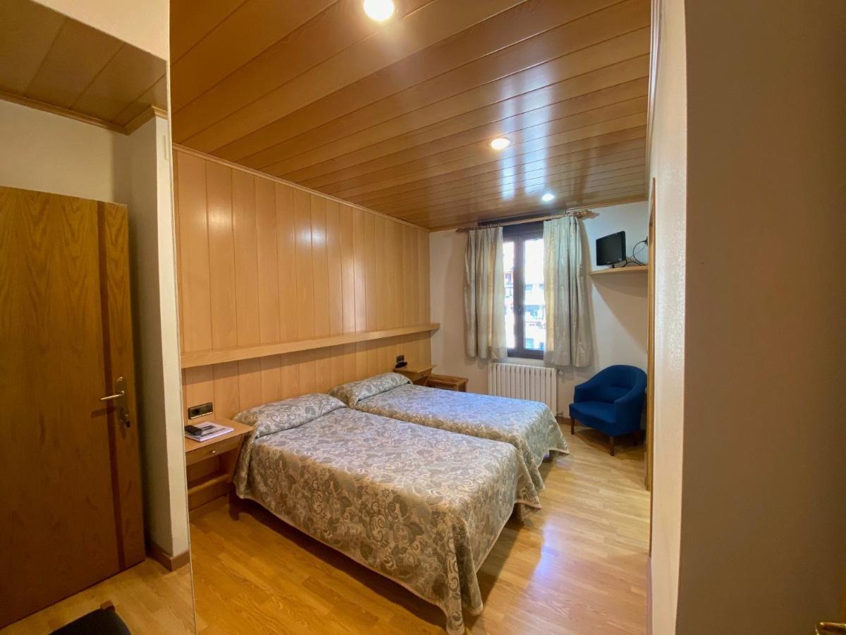 Hotel Sant Antoni Ribes De Freser Esterno foto