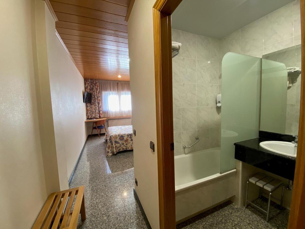 Hotel Sant Antoni Ribes De Freser Esterno foto