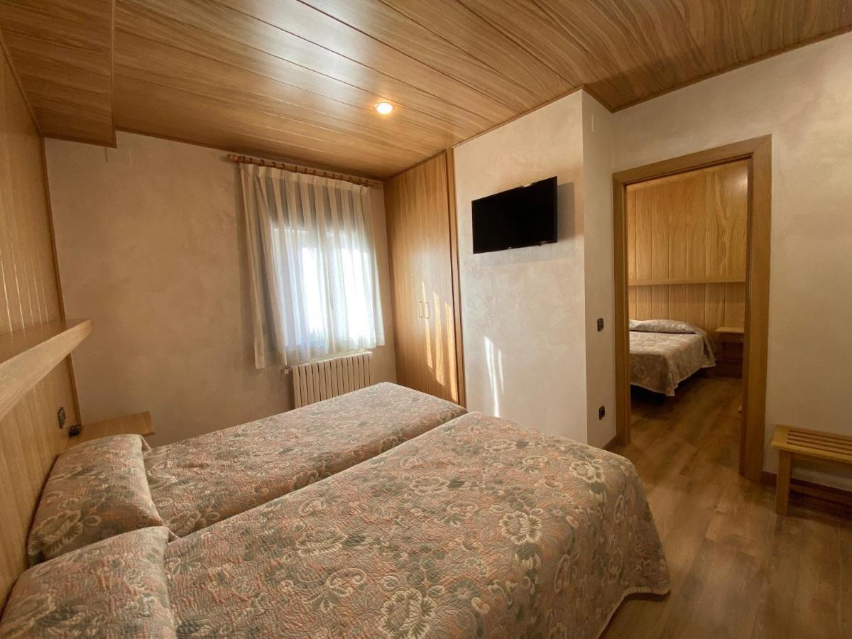 Hotel Sant Antoni Ribes De Freser Esterno foto
