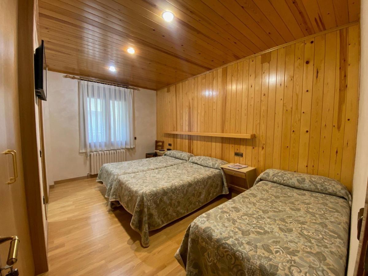 Hotel Sant Antoni Ribes De Freser Esterno foto